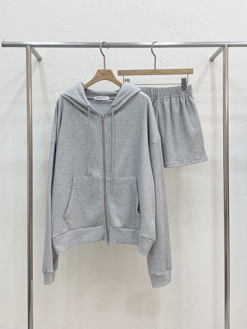 LIGHT AND SALT東大門直郵女士新品熱賣真品人氣套裝套裝LIGHT AND SALT套裝圖色3