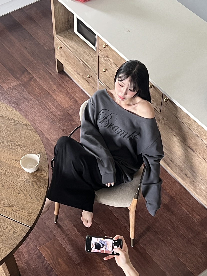 LIGHT AND SALT韓國代購26秋季新款熱賣休閑推薦衛衣運動LIGHT AND SALT衛衣