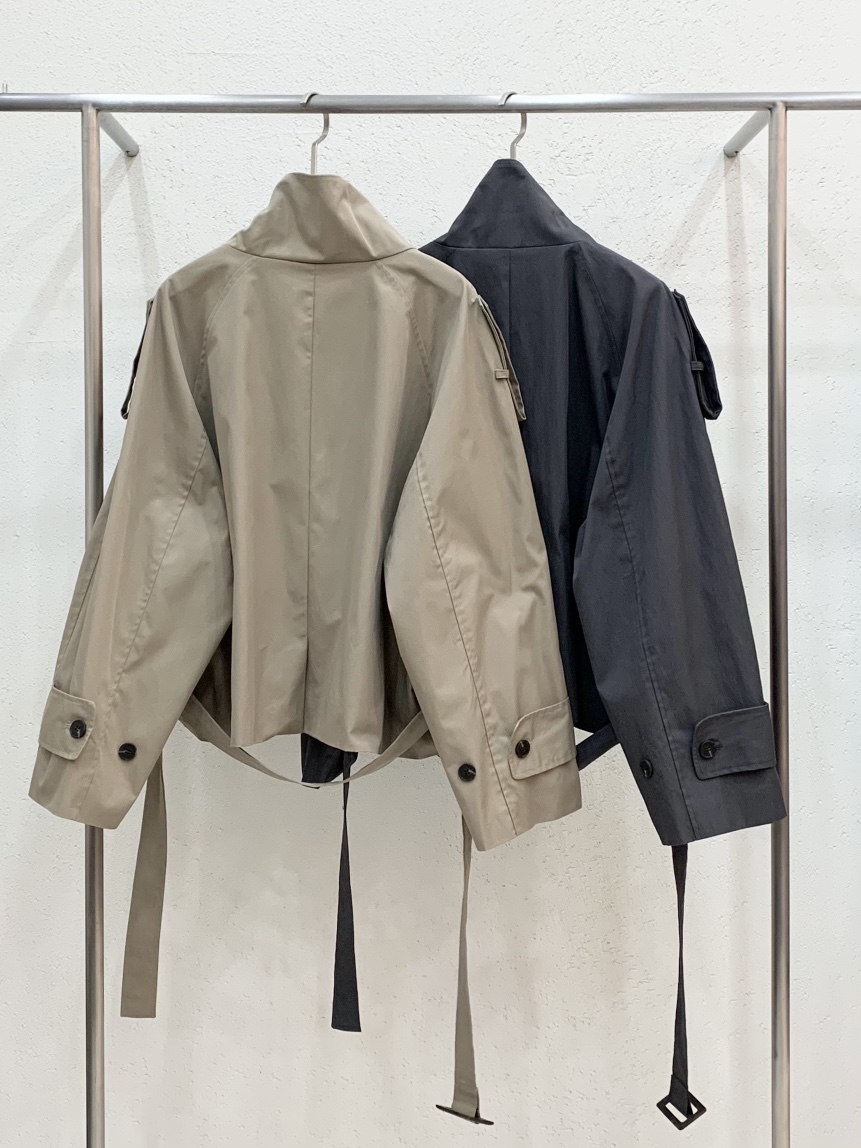 LIGHT AND SALT東大門代購26秋季新品時尚夾克含腰帶短款LIGHT AND SALT夾克
