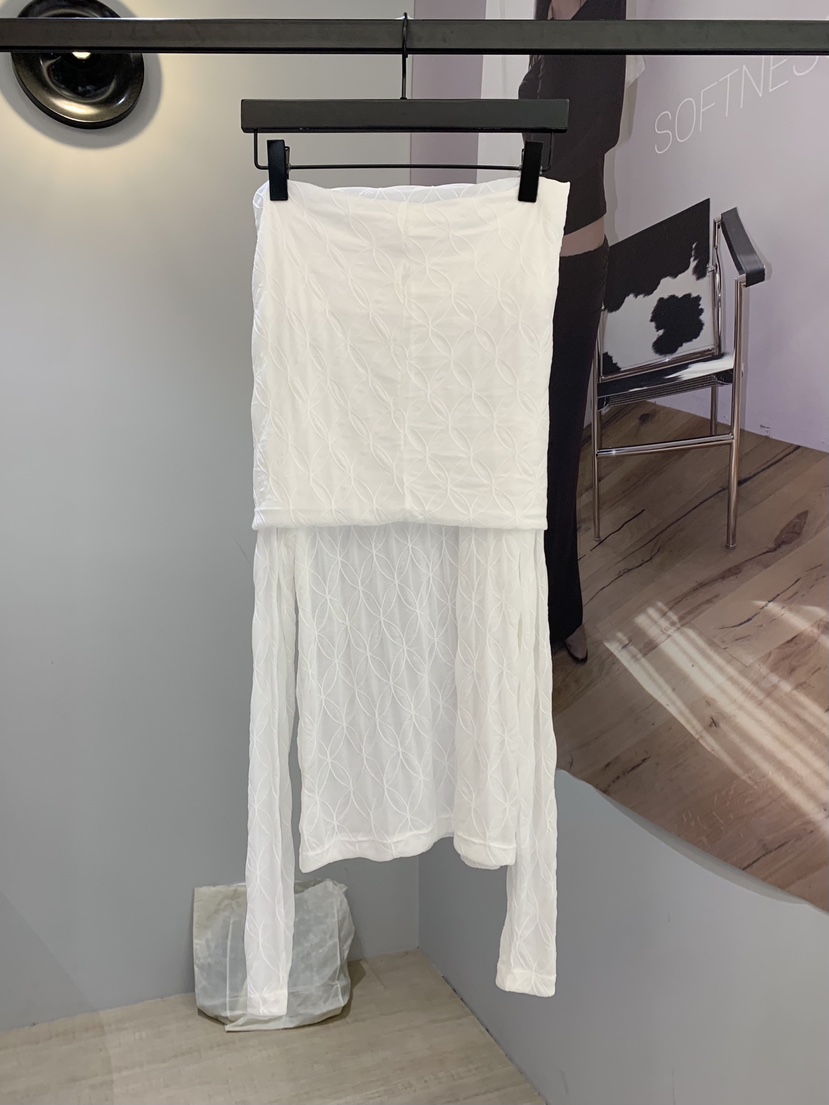 SOFTNESS東大門代購女裝新款真品休閑推薦長袖T恤蕾絲露肩Softness/Cosmic長袖T恤