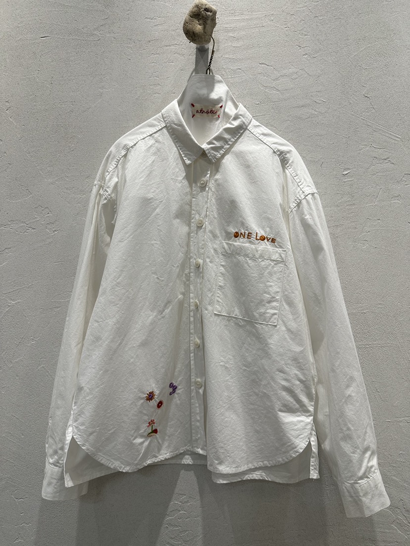 AT NOTE東大門直郵26秋季新品推薦熱賣時尚襯衫蕾絲衫刺繡AT NOTE襯衫/蕾絲衫圖色1