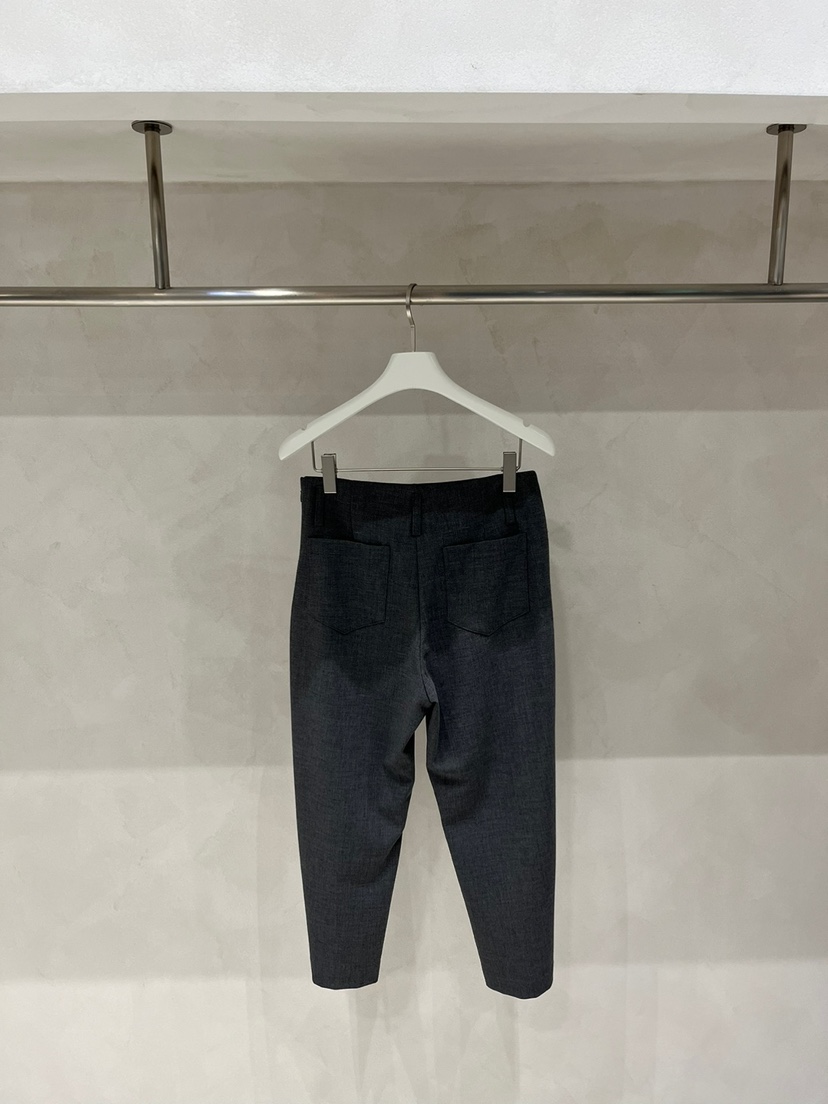 LE RIVE韓國直郵女裝新品時尚人氣熱賣推薦真品休閑短褲LE RIVE短褲