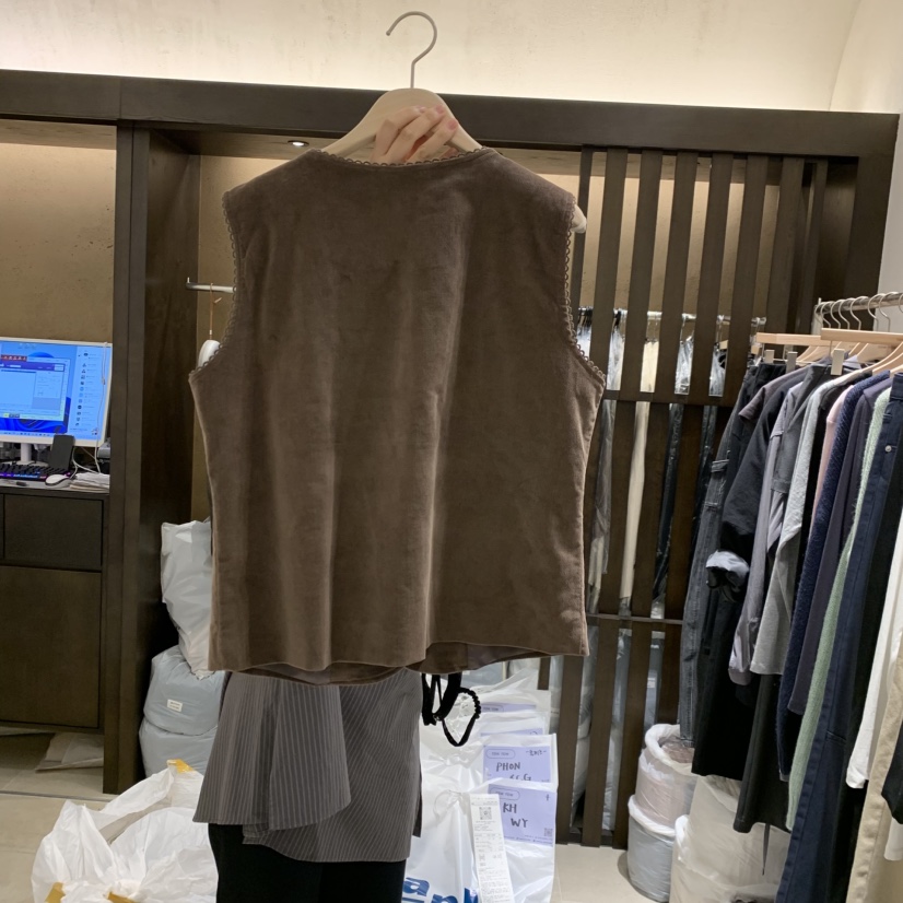 RAWROW韓國直郵女裝新品真品熱賣時尚推薦休閑人氣馬甲RAWROW馬甲