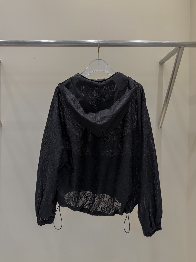81 MARKET-L韓國直郵26秋季新品熱賣人氣襯衫蕾絲衫蕾絲81 MARKET-L襯衫/蕾絲衫