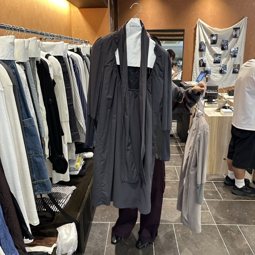 SOPHISTICATE韓國代購女士新品人氣真品連衣裙含圍巾V領深VSOPHISTICATE連衣裙圖色3