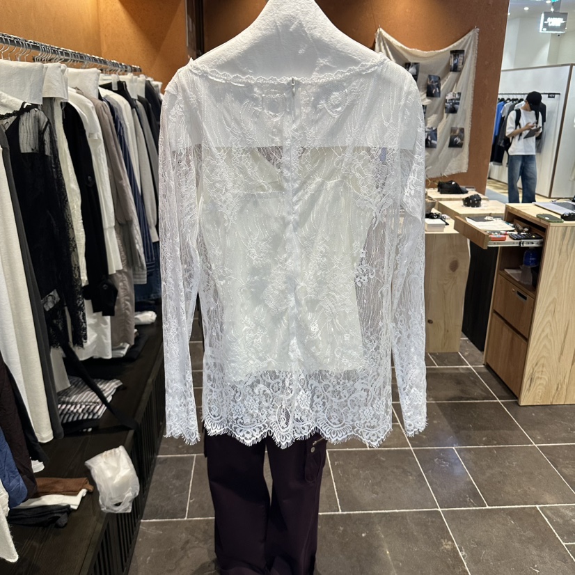 SOPHISTICATE東大門實拍女士新款熱賣襯衫蕾絲衫不含吊帶SOPHISTICATE襯衫/蕾絲衫