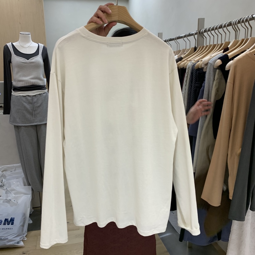 VILLABUTTON韓國代購26秋冬新品真品時尚熱賣休閑人氣T恤VILLABUTTONT恤