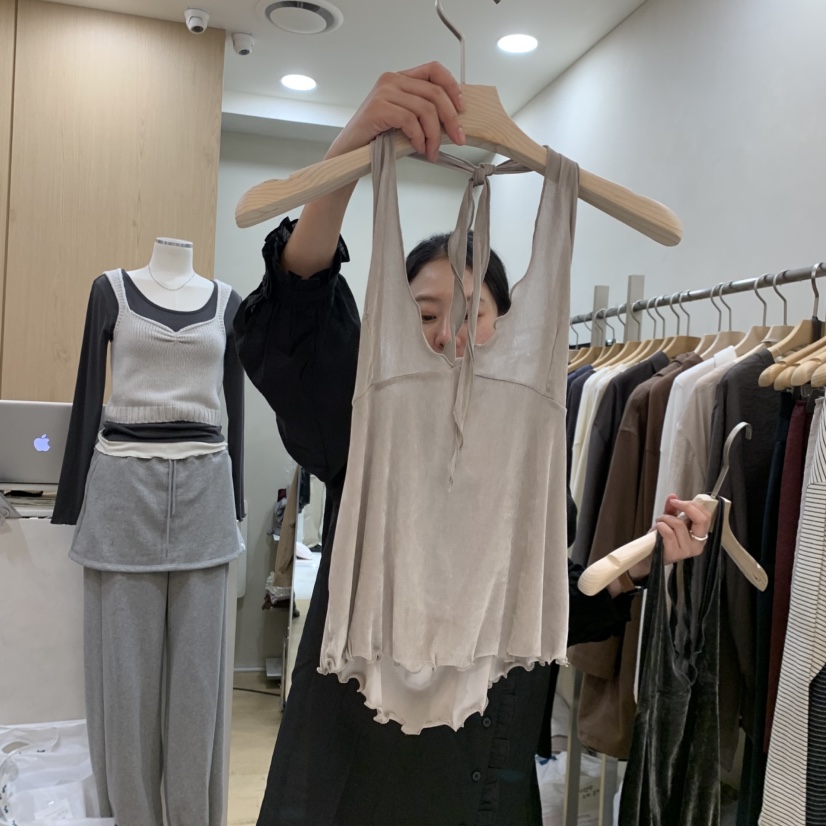 VILLABUTTON韓國直郵26秋季新品熱賣時尚真品吊帶背心天鵝絨VILLABUTTON吊帶/背心圖色4