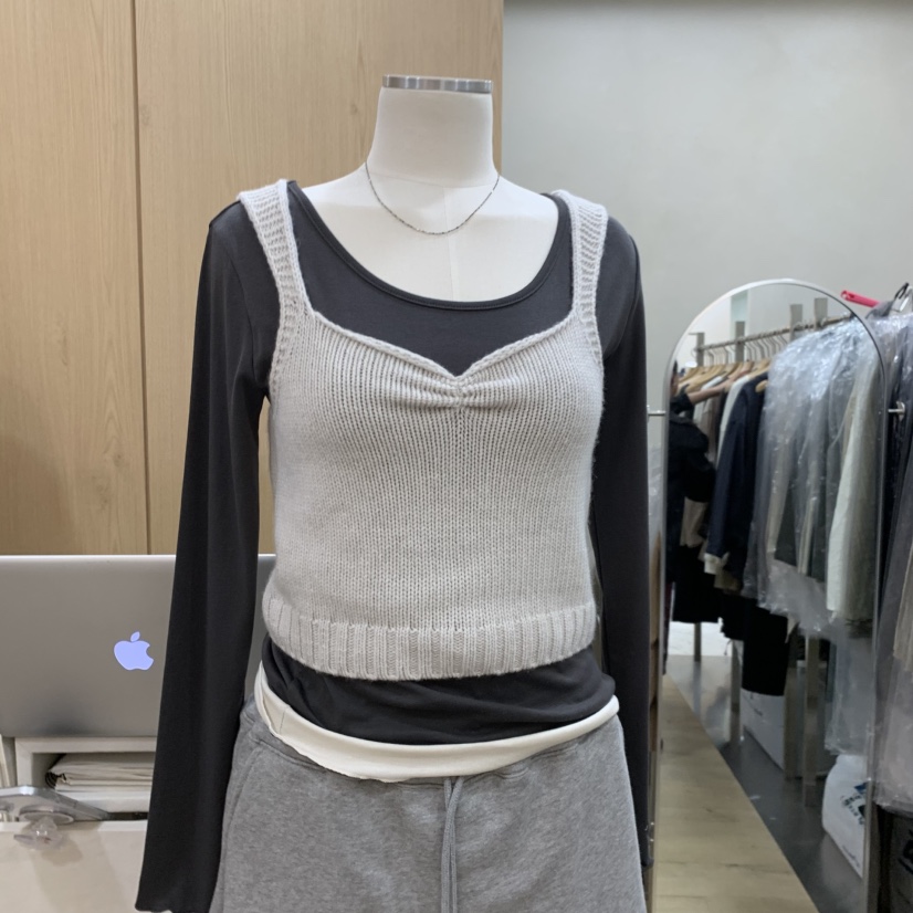 VILLABUTTON東大門代購女裝新款推薦人氣吊帶背心圓領無袖VILLABUTTON吊帶/背心圖色1