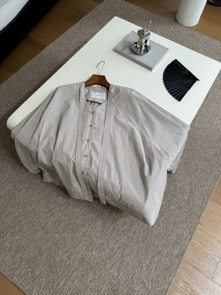 MARE東大門實拍女裝新品時尚人氣推薦熱賣真品襯衫蕾絲衫MARE襯衫/蕾絲衫