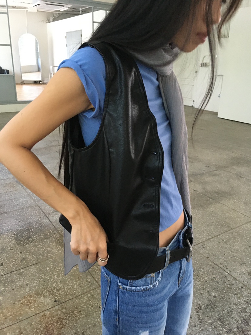 TREMA東大門直郵女裝新品真品推薦時尚休閑馬甲金屬絲皮革TREMA馬甲