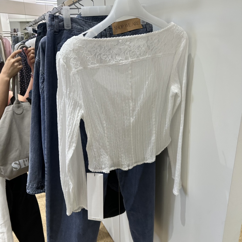 WE ARE/WELOVER東大門代購26秋冬新款人氣熱賣襯衫蕾絲衫SHOP_WE ARE襯衫/蕾絲衫
