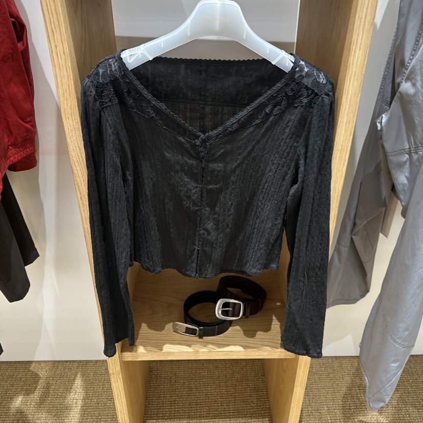 WE ARE/WELOVER東大門代購26秋冬新款人氣熱賣襯衫蕾絲衫SHOP_WE ARE襯衫/蕾絲衫圖色2黑
