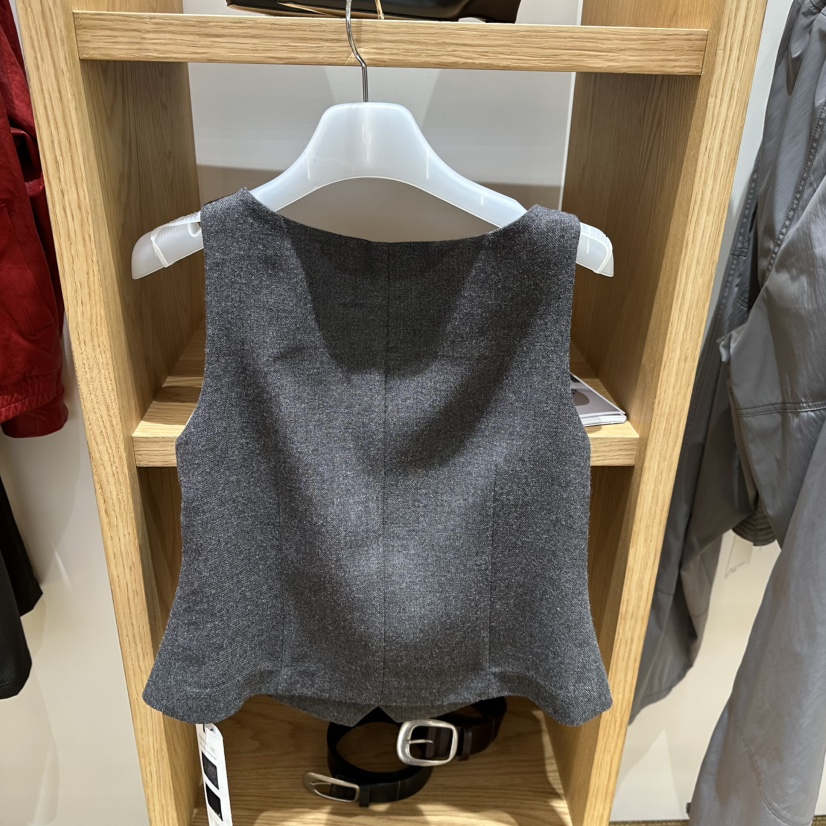 WE ARE/WELOVER東大門直郵26秋季新款時尚休閑熱賣馬甲SHOP_WE ARE馬甲