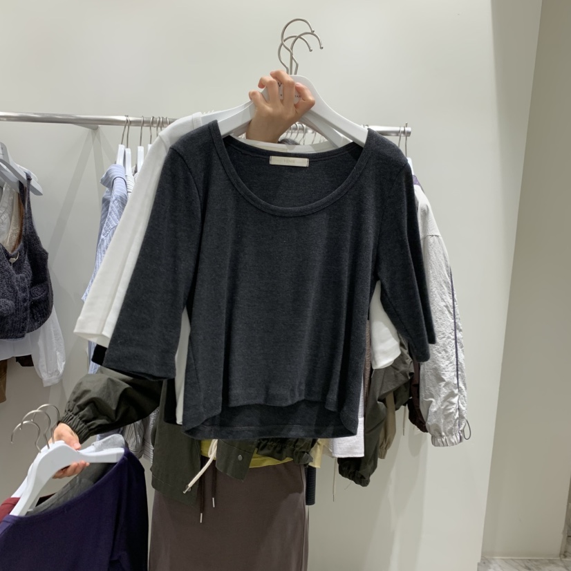 VENIR-A東大門直郵26秋冬新品熱賣休閑時尚人氣推薦T恤U領VENIR-AT恤圖色4