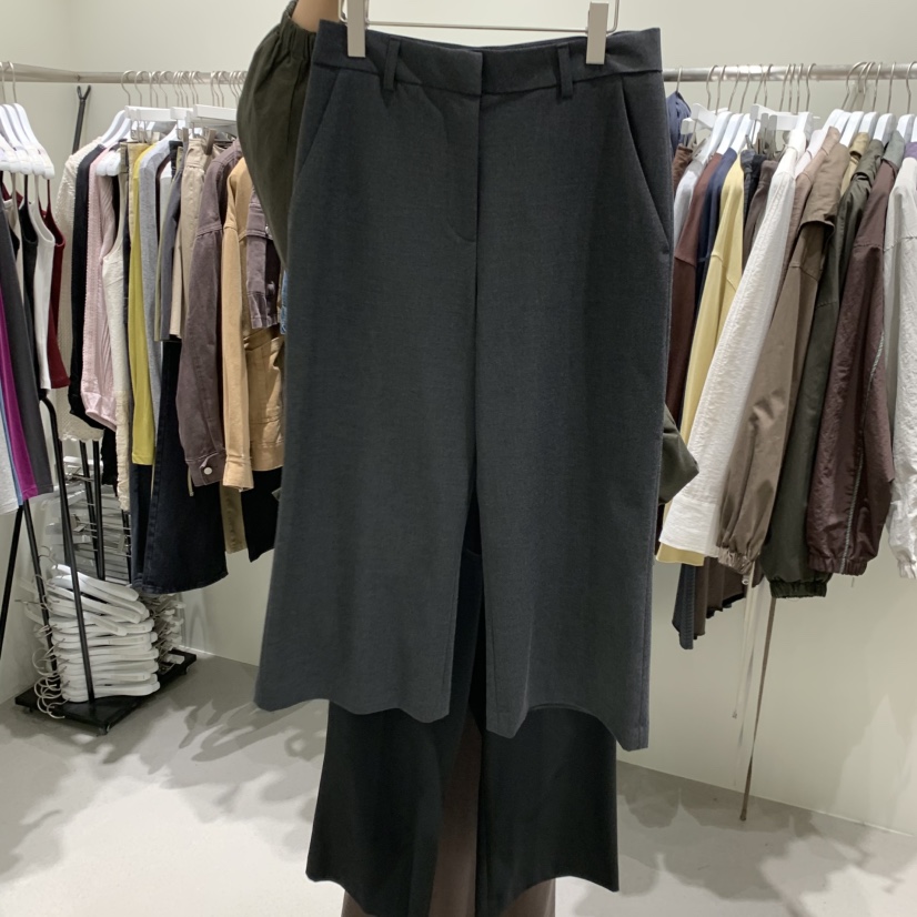 VENIR-A東大門實拍女裝新品真品時尚人氣推薦休閑熱賣短褲VENIR-A短褲圖色1