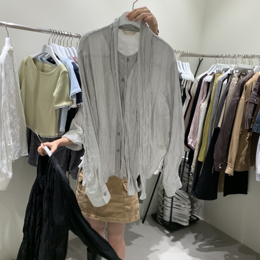 VENIR-A韓國直郵女裝新款人氣時尚襯衫蕾絲衫含脖帶圍巾VENIR-A襯衫/蕾絲衫圖色2
