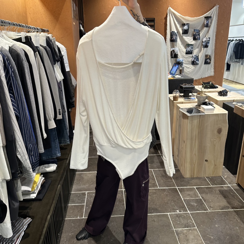 SOPHISTICATE韓國直郵女裝新款時尚人氣真品休閑長袖T恤露背SOPHISTICATE長袖T恤