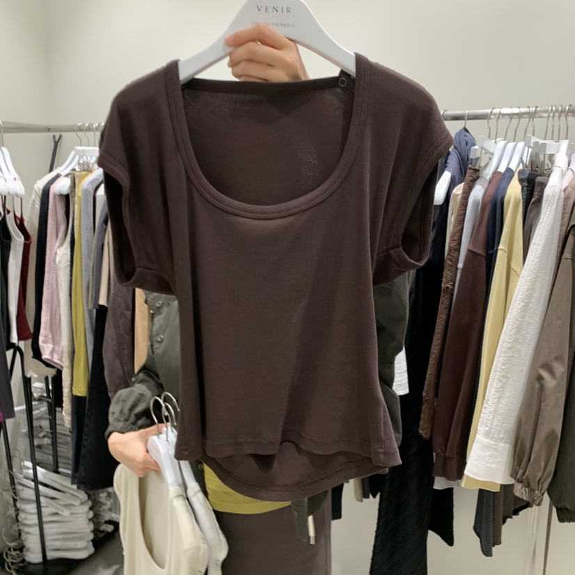 VENIR-A東大門實拍女裝新款熱賣休閑時尚T恤不含內搭深U領VENIR-AT恤圖色1