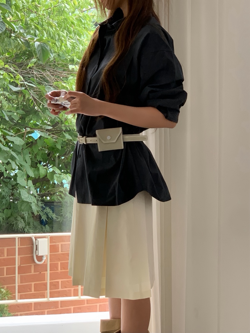 MOMENTUM韓國代購女士新款職業時尚26春夏襯衫蕾絲衫褶裥MOMENTUM襯衫/蕾絲衫