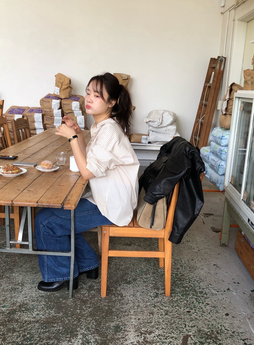 ERUME韓國直郵女裝新款時尚熱賣推薦休閑人氣真品襯衫蕾絲衫ERUME襯衫/蕾絲衫