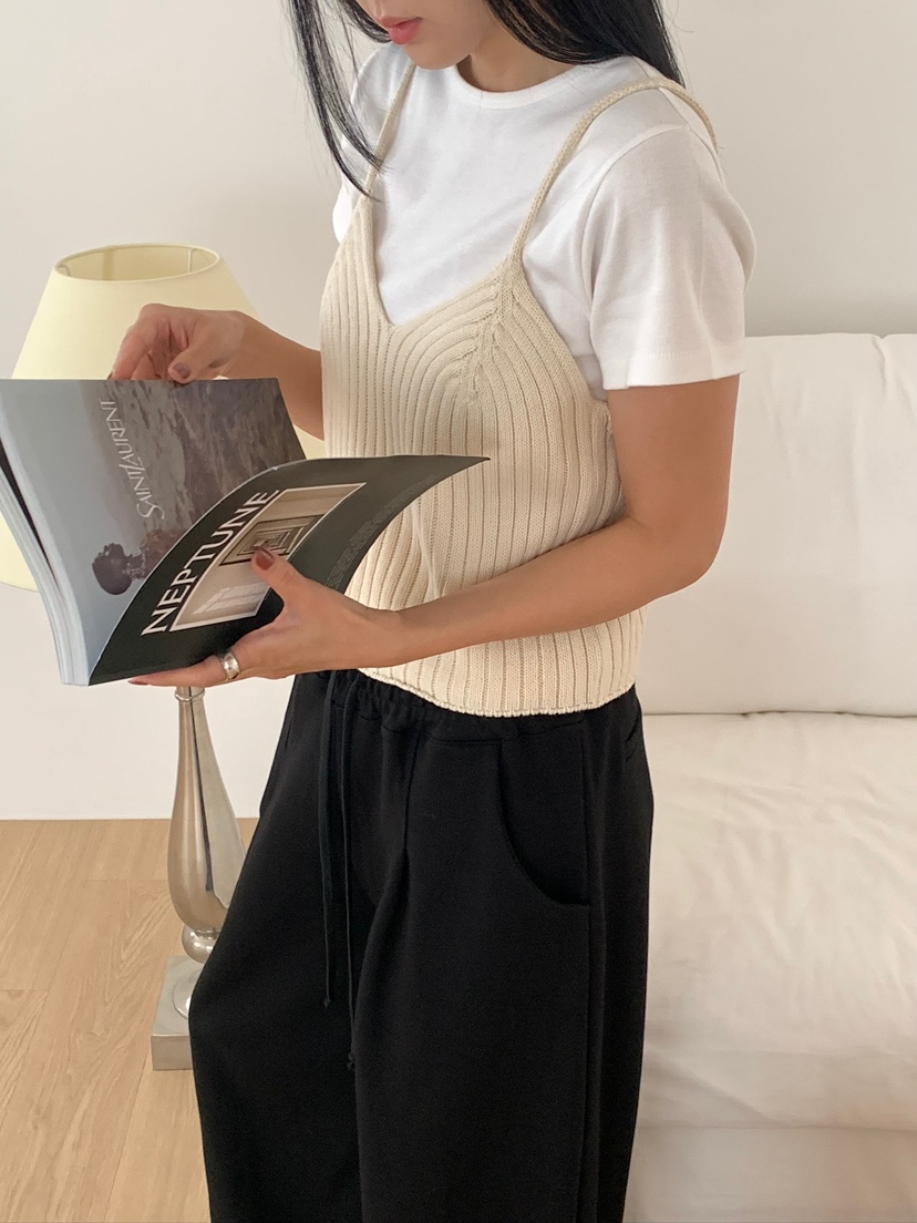 BLEECKER東大門直郵女裝新品真品人氣休閑時尚熱賣吊帶背心BLEECKER吊帶/背心