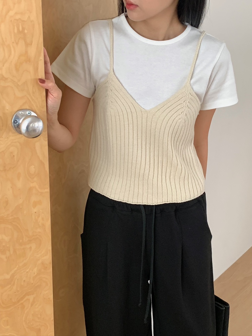 BLEECKER東大門直郵女裝新品真品人氣休閑時尚熱賣吊帶背心BLEECKER吊帶/背心