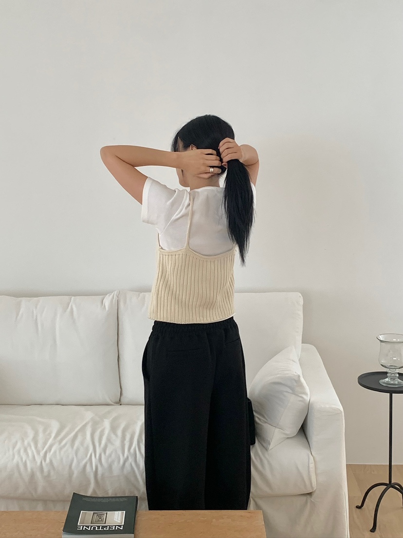 BLEECKER東大門直郵女裝新品真品人氣休閑時尚熱賣吊帶背心BLEECKER吊帶/背心