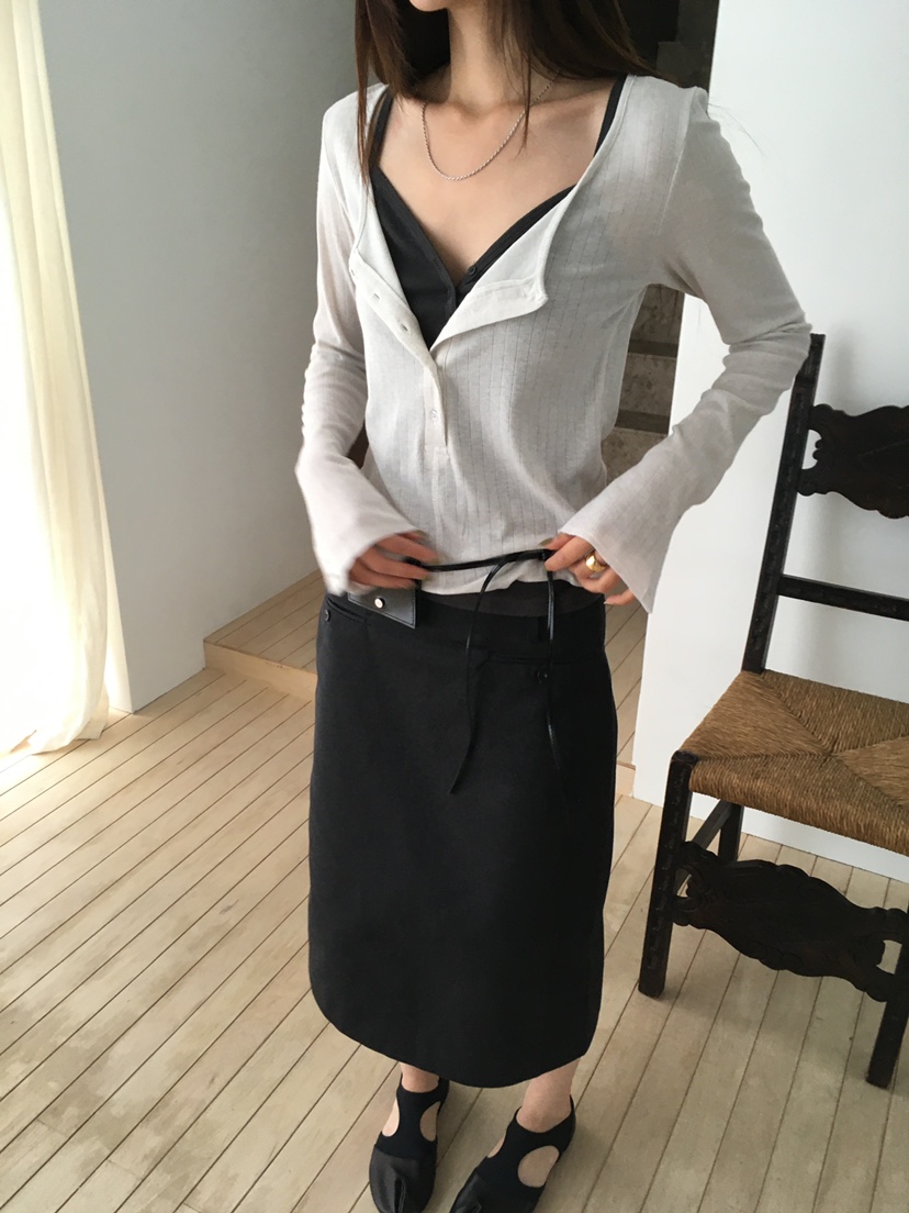 MINIMUZE韓國代購女士新款真品時尚推薦人氣熱賣長袖T恤紐扣MINIMUZE長袖T恤