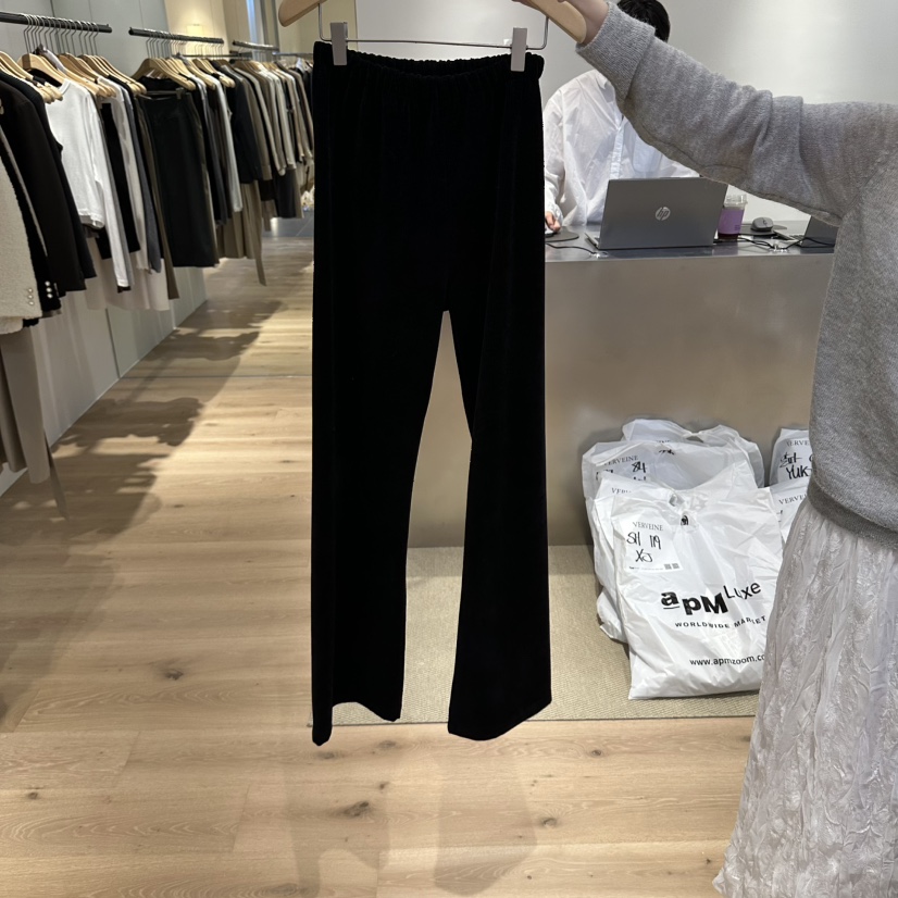 VERVEINE東大門代購女士新品熱賣人氣推薦休閑褲燈芯絨絲絨VERVEINE休閑褲圖色4黑