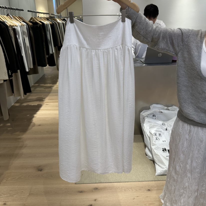 VERVEINE東大門實拍女士新款真品人氣熱賣半身裙中短裙褶皺VERVEINE半身裙/中短裙圖色1