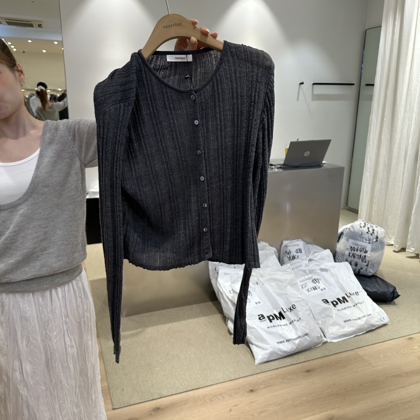VERVEINE韓國直郵女士新品真品人氣推薦熱賣開衫羊駝開衫VERVEINE開衫圖色3