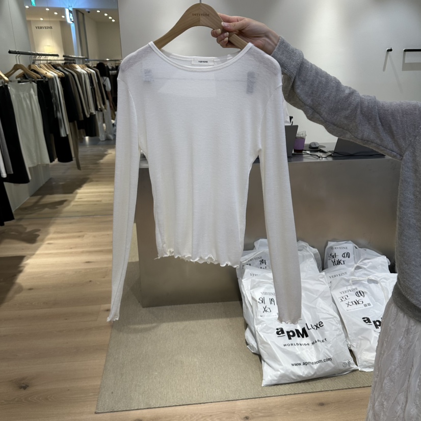 VERVEINE東大門實拍女士新品休閑熱賣人氣時尚長袖T恤褶邊VERVEINE長袖T恤圖色1
