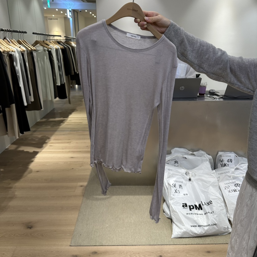 VERVEINE東大門實拍女士新品休閑熱賣人氣時尚長袖T恤褶邊VERVEINE長袖T恤圖色3