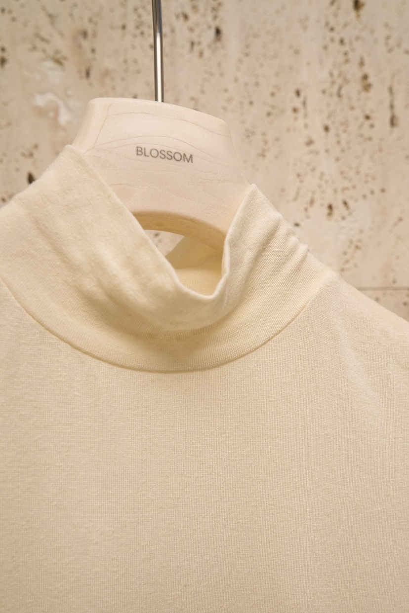 BLOSSOM韓國直郵女裝新品人氣時尚真品熱賣吊帶背心高領無袖BLOSSOM吊帶/背心