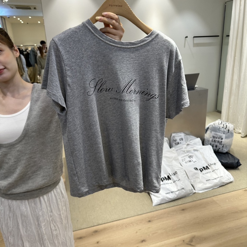 VERVEINE東大門代購女士新款時尚推薦真品休閑人氣熱賣T恤VERVEINET恤圖色2
