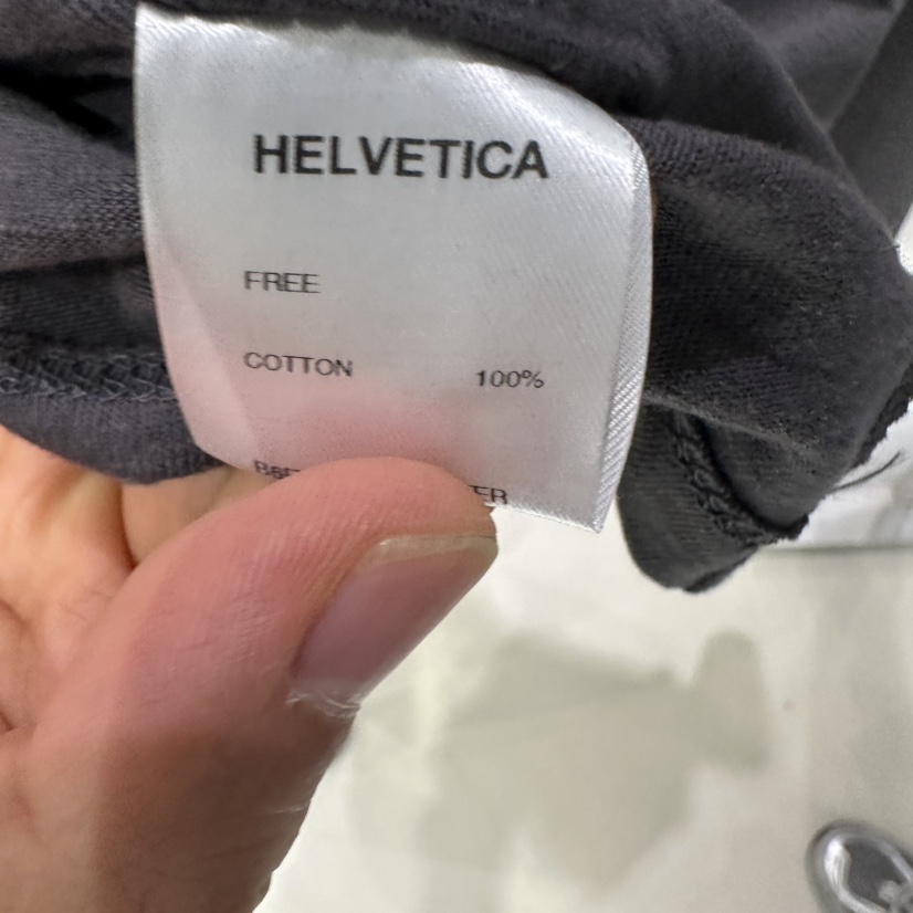 X韓國直郵女士新品熱賣時尚休閑真品推薦人氣長袖T恤HELVETICA長袖T恤