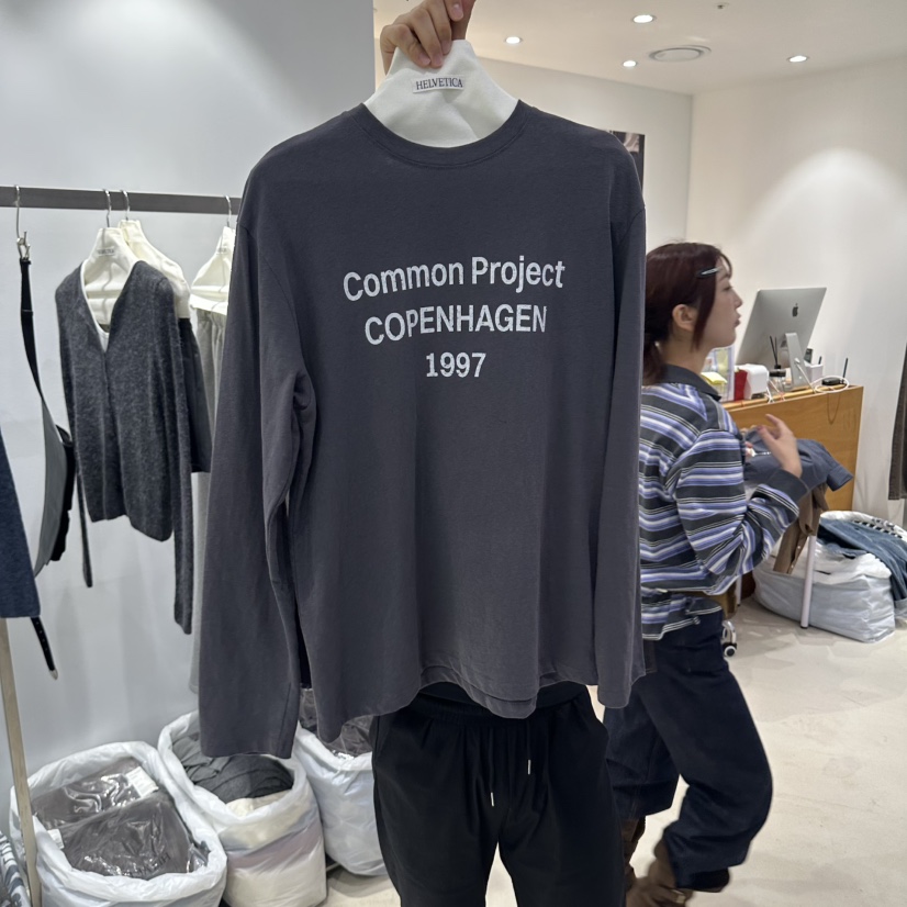 X韓國直郵女士新品熱賣時尚休閑真品推薦人氣長袖T恤HELVETICA長袖T恤圖色2