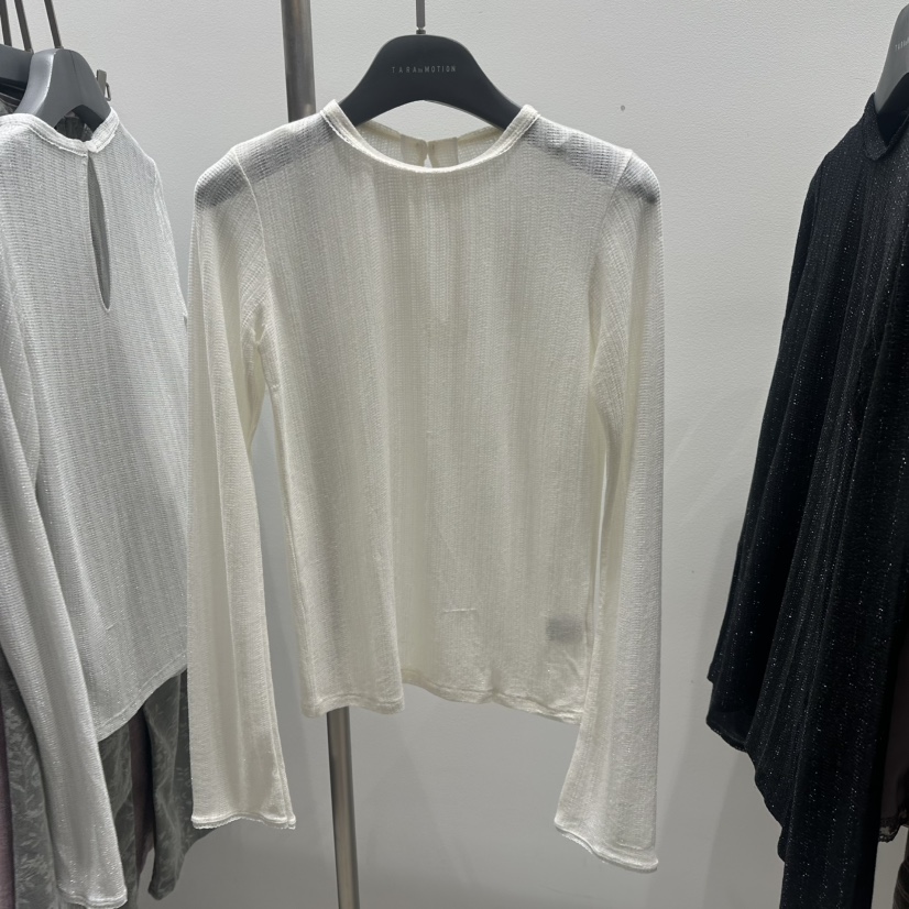 TARABY MOTION韓國直郵女士新品休閑時尚推薦熱賣長袖T恤TARABY MOTION長袖T恤圖色2米色