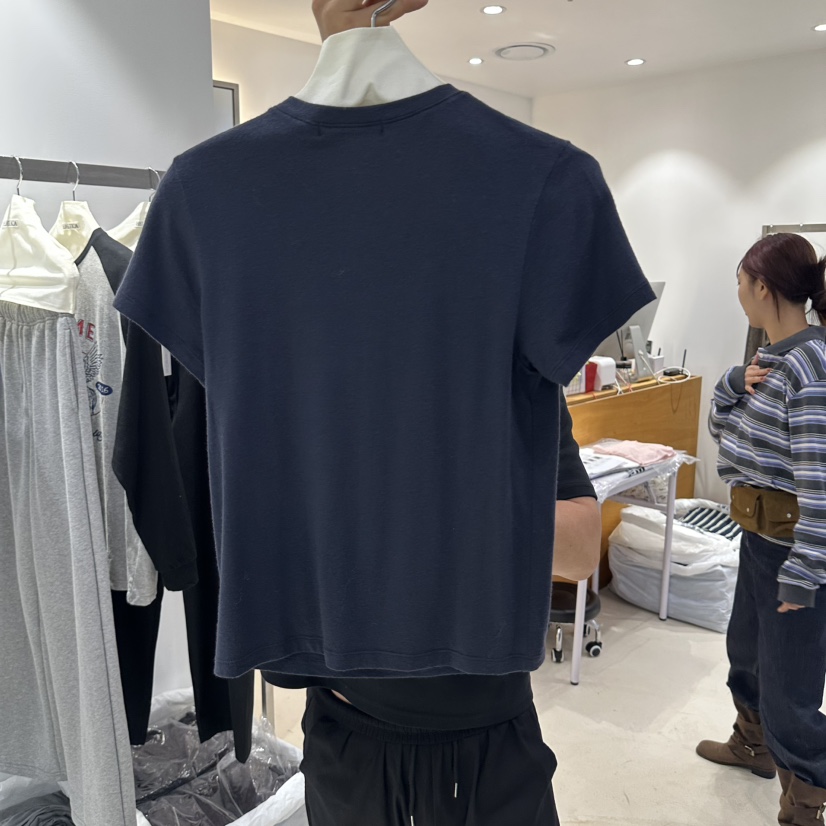 X東大門實拍女士新品真品熱賣時尚休閑推薦人氣T恤紐扣HELVETICAT恤