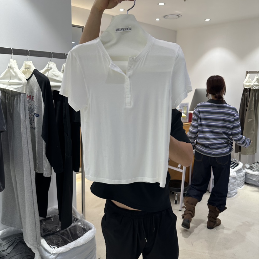 X東大門實拍女士新品真品熱賣時尚休閑推薦人氣T恤紐扣HELVETICAT恤圖色1