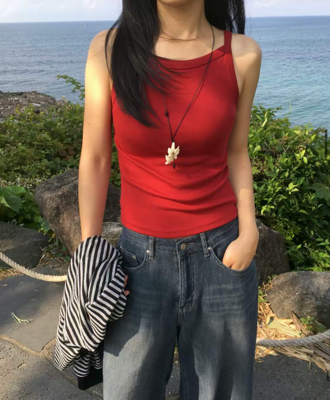 LOVINE東大門直郵女裝新品熱賣推薦人氣吊帶背心船領無袖LOVINE吊帶/背心圖色2