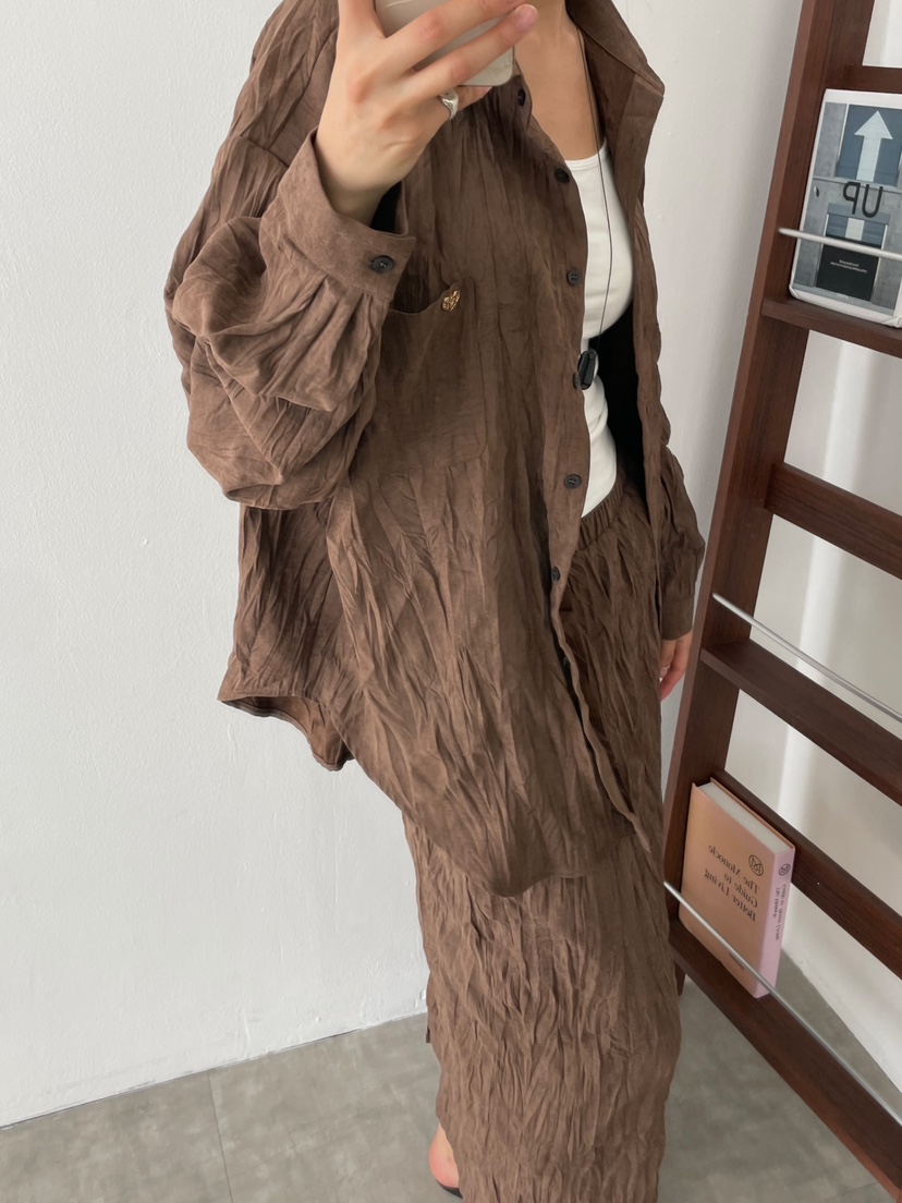 DE GO YOU東大門直郵女裝新款人氣真品推薦襯衫蕾絲衫褶皺DE GO YOU襯衫/蕾絲衫