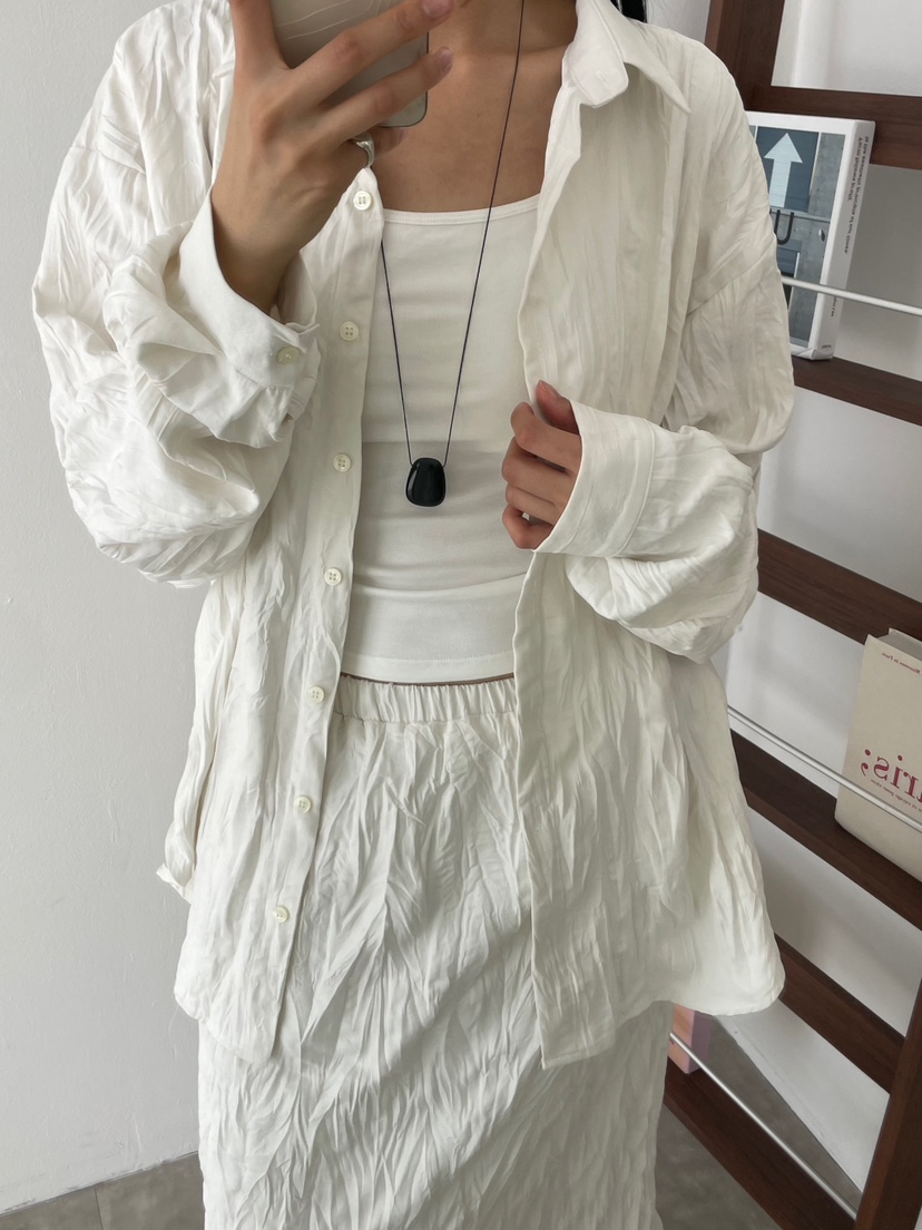 DE GO YOU東大門直郵女裝新款人氣真品推薦襯衫蕾絲衫褶皺DE GO YOU襯衫/蕾絲衫圖色1