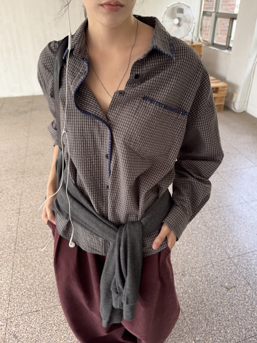 SUNDER MARKET東大門實拍女士新款時尚熱賣真品襯衫蕾絲衫SUNDER MARKET襯衫/蕾絲衫