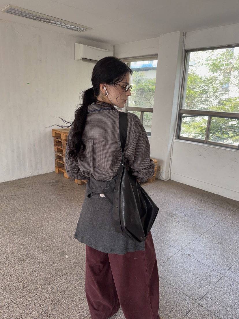SUNDER MARKET東大門實拍女士新款時尚熱賣真品襯衫蕾絲衫SUNDER MARKET襯衫/蕾絲衫