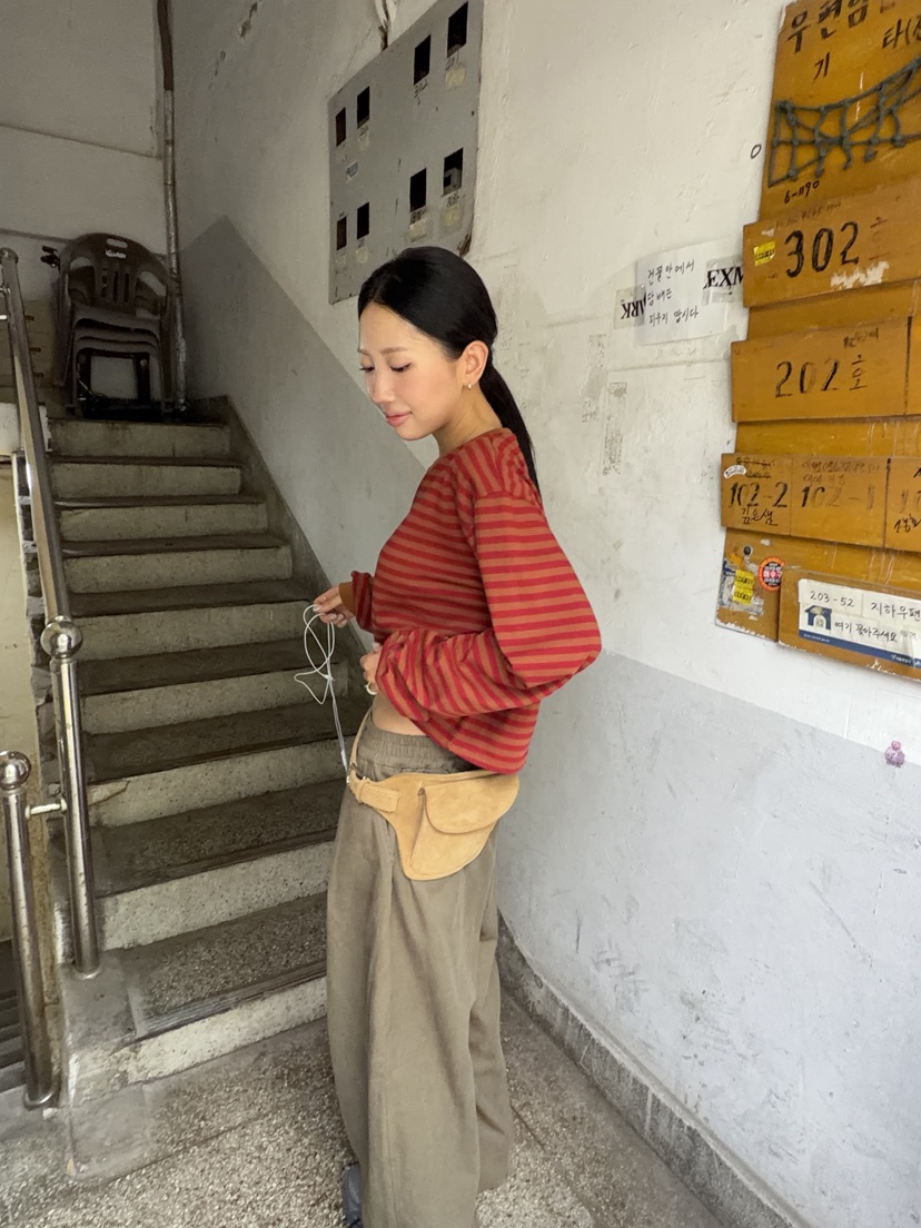 SUNDER MARKET韓國代購女裝新品真品人氣熱賣休閑長袖T恤SUNDER MARKET長袖T恤