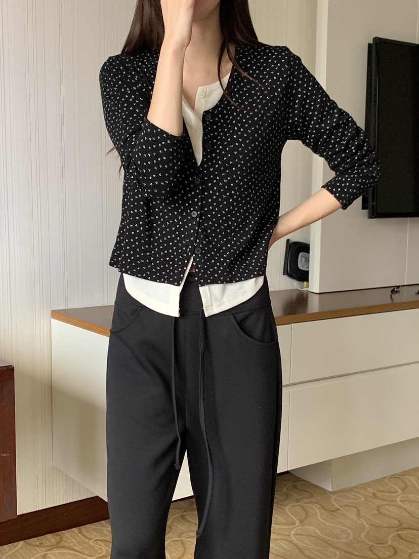 FRILL-T/DADA韓國直郵女士新款熱賣長袖T恤假兩件雙層開襟FRILL-T/DADA長袖T恤圖色2