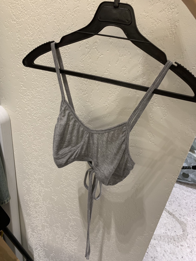 CEDARWOOD韓國代購女裝新品人氣推薦吊帶背心不含內搭天絲CEDARWOOD吊帶/背心