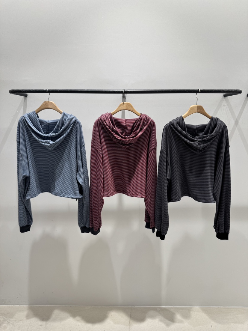 MELTED-P/A.VERY VERY東大門實拍女士新品熱賣衛衣兜帽MELTED-P/A.VERY VERY衛衣